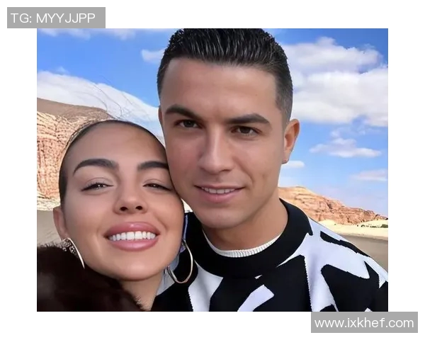 足球明星与女友甜蜜瞬间大集合精彩照片分享